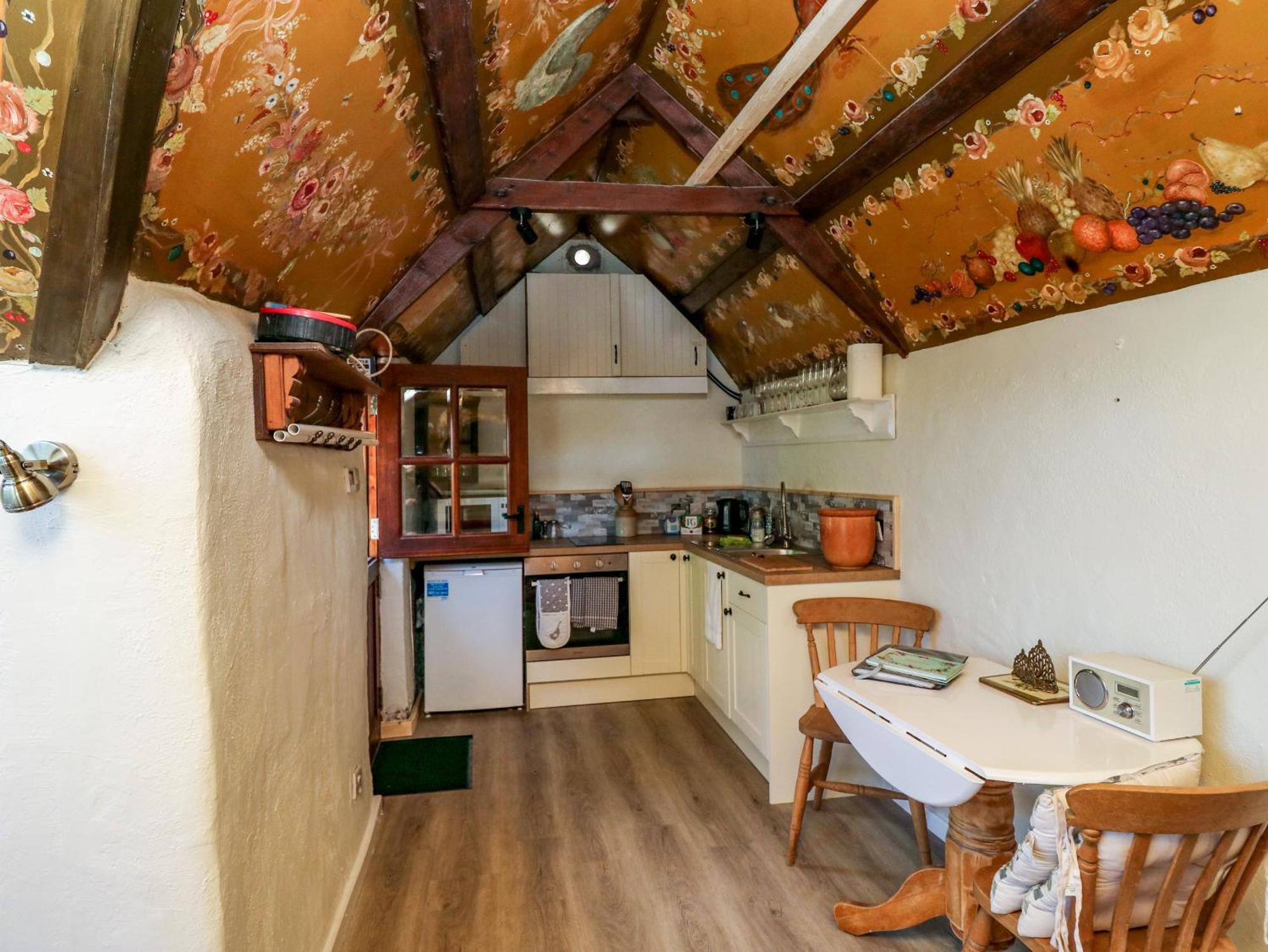 Toad Hall Cottage ทอตเนส ภายนอก รูปภาพ